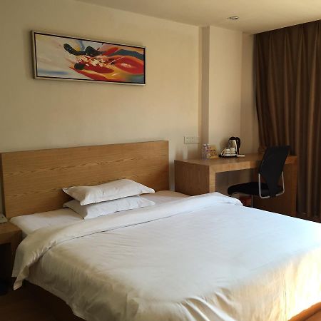 Loft Inn Qingyuan Lianjiang Road Branch 칭위안 외부 사진