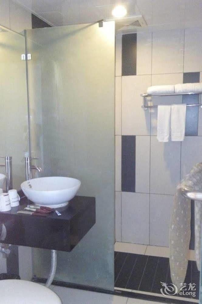 Loft Inn Qingyuan Lianjiang Road Branch 칭위안 외부 사진